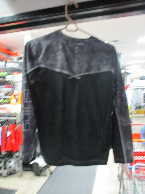 Used Huk Performance Fishing Shirt Size Youth Large