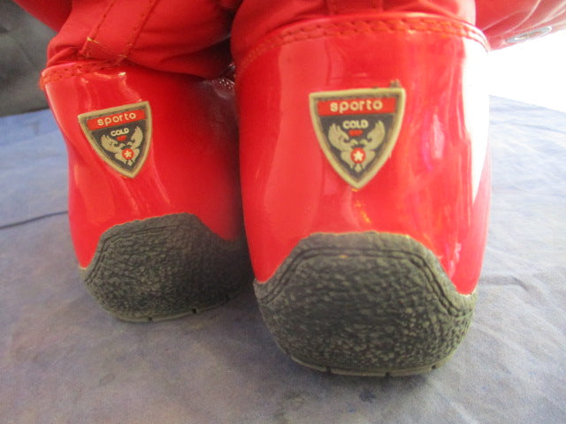 Load image into Gallery viewer, Used Sporto Cold Red Snow Boots Size 6
