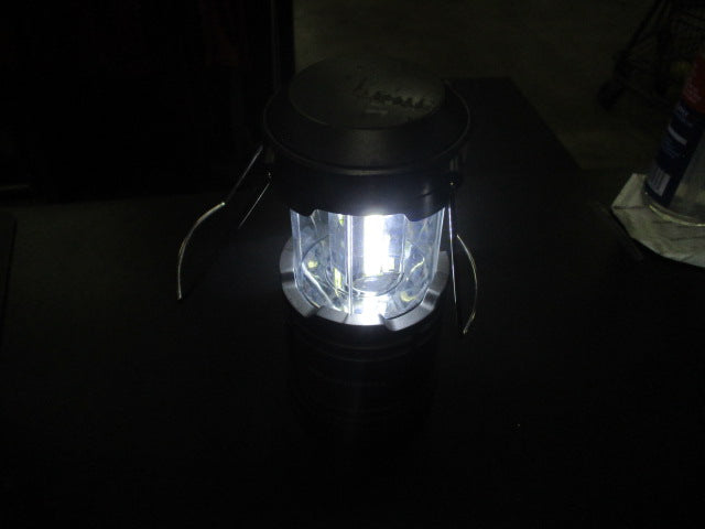 Load image into Gallery viewer, Used Bell Howell Camp Lantern
