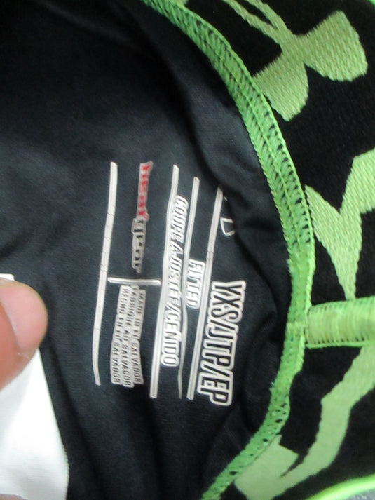 Used Under Armour Youth XS Compression Leggings