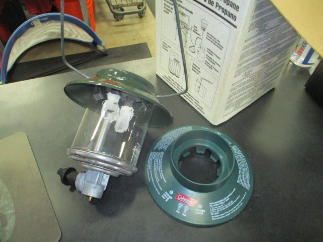 Load image into Gallery viewer, Used and Tested Coleman Propane Lantern Propane Not Included
