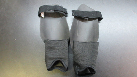 Used Nike Charge Soccer Shin Guards - Youth