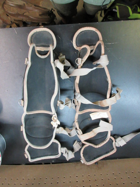 Load image into Gallery viewer, Used All-Star System 7 Catchers Shin Guards - 9-12
