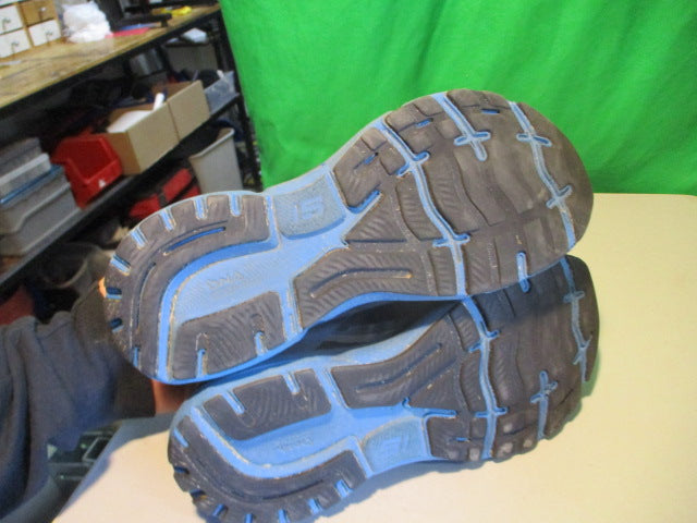 Load image into Gallery viewer, Used Brooks Restart Ghost 15 Size 8.5 Running Shoes
