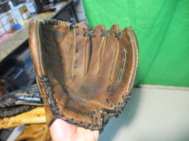 Load image into Gallery viewer, Used Mizuno Power Close 2000Prospect Series 11.5" RHT MPR1150R
