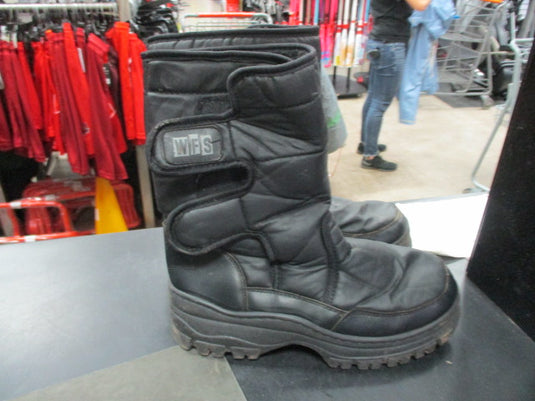 Used WFS Size 9 Snow Boots