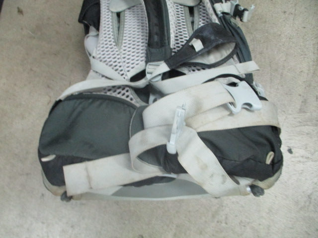 Load image into Gallery viewer, Used Osprey Poco AG Plus Baby Backpack (Has Broken Buckle)
