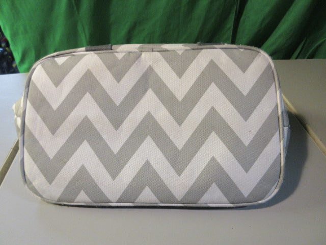 Load image into Gallery viewer, Used Great Choice Pet Tote Gray / White
