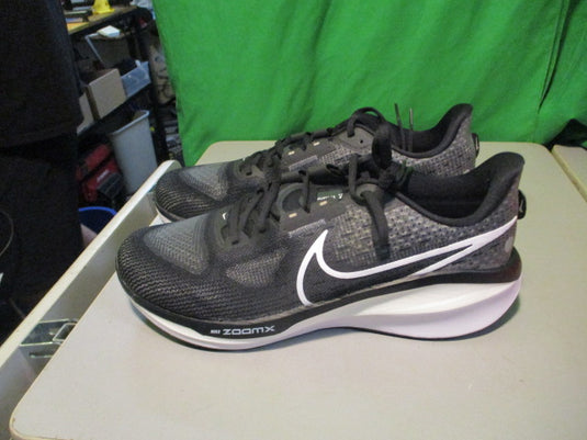 Nike Vomero 17 Size 9 Running Shoes
