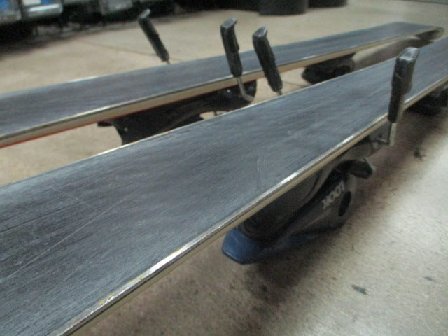 Load image into Gallery viewer, Used Dynastar Troubled Youth 146cm Skis w/ Look N10 Bindings
