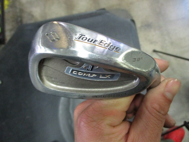 Load image into Gallery viewer, Used Tour Edge JT Comp LX  Set With Bag 4-9, PW,SW Driver 5 Wood 7 Wood- RH
