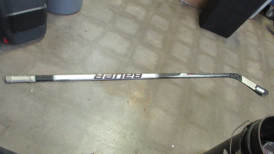 Used Bauer Vapor X:60 Stick'um Hockey Stick - crack