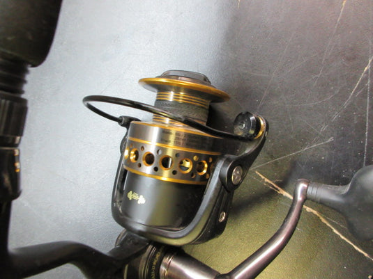Used Ugly Stik GX2 Spinning Combo 2 Piece Fishing Rod