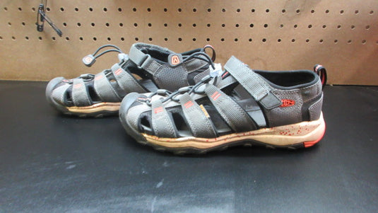 Used Keen Newport Neo H2 Sandal/ Hiking Shoes - Size 4