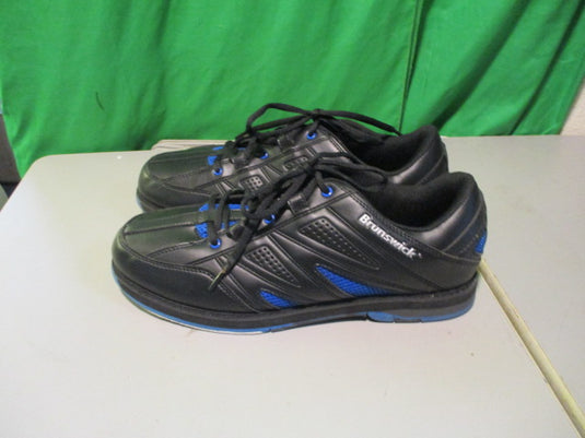 Used Brunswick Sz 110 Bowling Shoes (Sole Needs Glued)