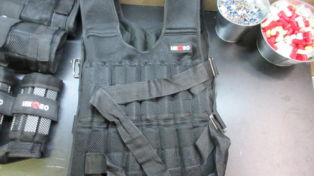 Load image into Gallery viewer, Used LEKÄRO Adjustable Weighted Set ( Ankle, Wrist, Vest)
