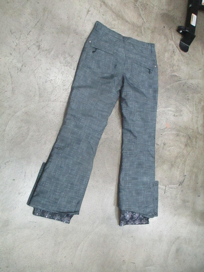 Load image into Gallery viewer, Used Body Glove Womens Medium Winter Snow Pant
