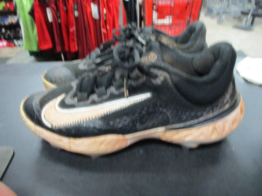 Used Nike React Size 8 Metal Baseball Cleats