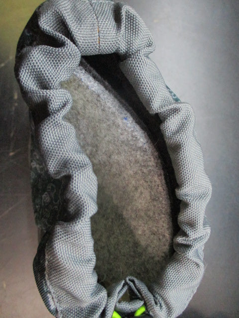 Load image into Gallery viewer, Used Columbia Powderbug Plus II Winter Boots - Size 6
