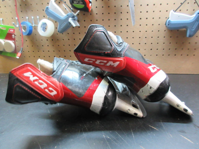 Load image into Gallery viewer, Used CCM Jetspeed FT485 Junior Hockey Skates - Size 7
