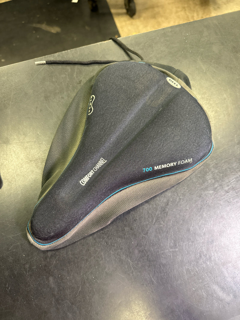 Load image into Gallery viewer, Used Bell 700 Memory Foam Bicycle Seat Cover
