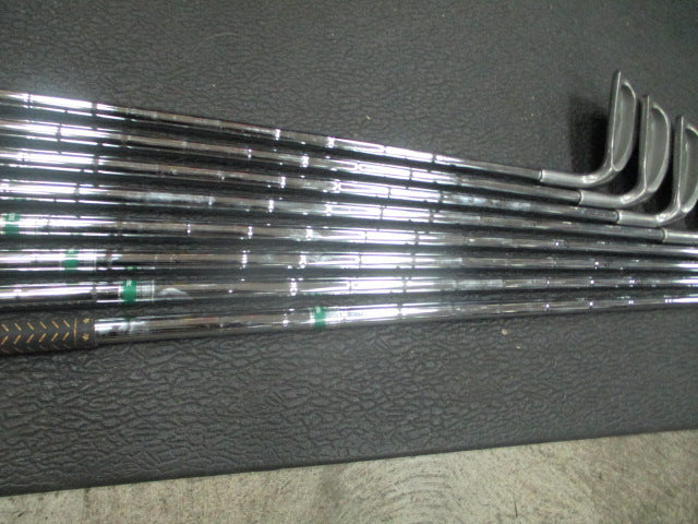Load image into Gallery viewer, Used Tour Hawk Reflex Inc Iron Set 3-9, PW - RH
