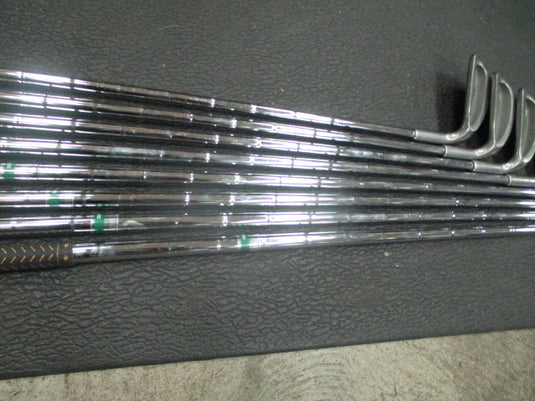 Used Tour Hawk Reflex Inc Iron Set 3-9, PW - RH