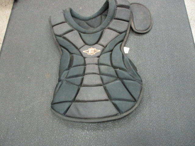 Load image into Gallery viewer, Used Easton Youth Catchers Chest Protector
