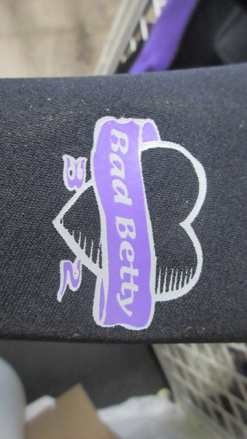 Load image into Gallery viewer, Used Body Glove Bad Betty 2 Piece Wet Suit Womens Size 5/6
