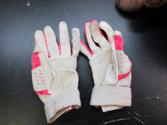 Used Under Armour Radar Softball Batting Gloves - Size Youth Medium