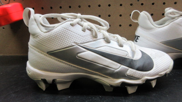 Load image into Gallery viewer, Used Nike Alpha Menace 4 Shark Football Cleats - Size Youth 4
