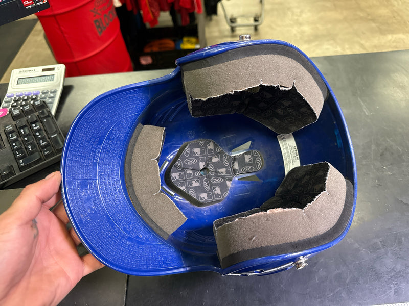 Load image into Gallery viewer, Used Rawlings Batting Helmet in Blue Size 6 1/4 - 6 7/8
