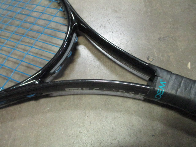 Load image into Gallery viewer, Used Wimbledon Total Eclipse 27&quot; Tennis Racquet
