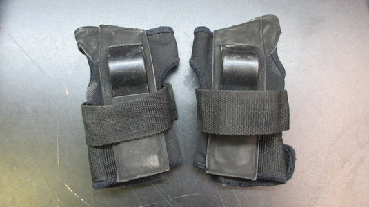 Used K2 Skating Wrist Guards - Size Medium
