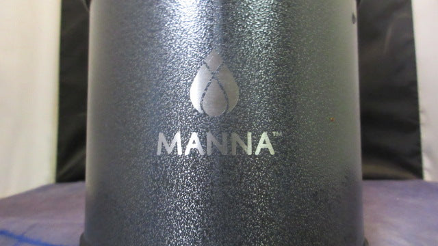 Load image into Gallery viewer, Used Manna 1.05 Gal Water Bottle
