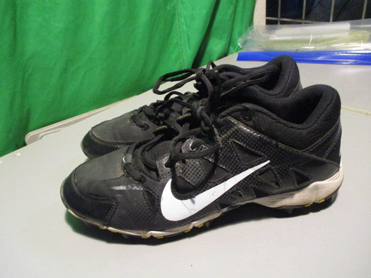 Used Nike Hyperdiamond Size 8.5 Baseball/Softball Cleats