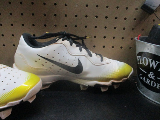 Used Nike Men's Alpha Huarache 4 Keystone Baseball Cleats - Size 8