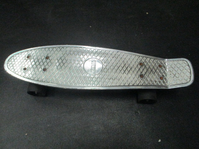Load image into Gallery viewer, Used 22&quot; Penny Board Skateboard
