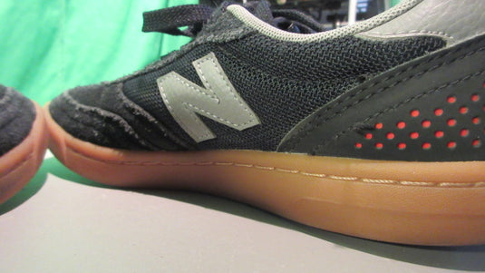 Used New Balance Girls Low Profile 5Y Shoes