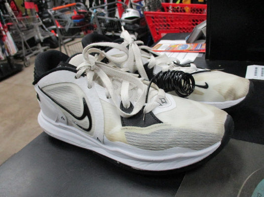 Used Nike Kyrie Irving Basketball Shoes Size 7