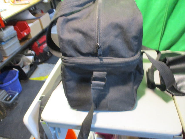 Load image into Gallery viewer, Used Brunswick Bowling Bag
