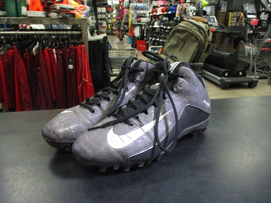 Used Nike Alpha Dynamic Fit Football Cleats Size 7.5