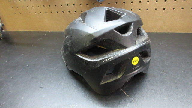 Load image into Gallery viewer, Used Troy Lee Designs Flowline Cycling Helmet - Youth
