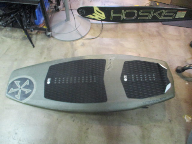 Load image into Gallery viewer, Used Phase 5 The Wire gator Skin 52&quot;  Wake Surfer
