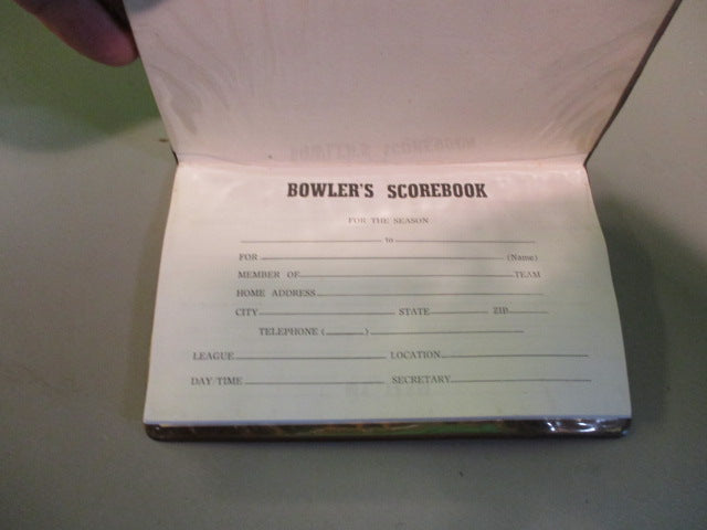 Load image into Gallery viewer, Earl Anthonys Bowlers Score Book
