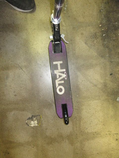 Load image into Gallery viewer, Used Halo Folding Kids SCOOTER

