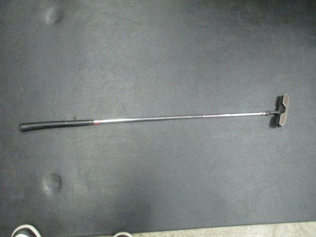 Load image into Gallery viewer, Used Slotline High Moment 36&quot; Putter - RH
