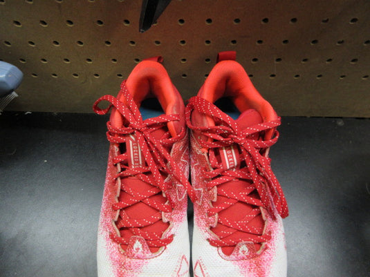 Used Under Armour Spotlight Franchise 2.0 RM Football Cleats - Size Youth 5.5