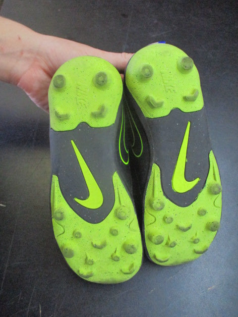 Load image into Gallery viewer, Used Nike Jr. Tiempo Maestro Club Soccer Cleats - Size Youth 12
