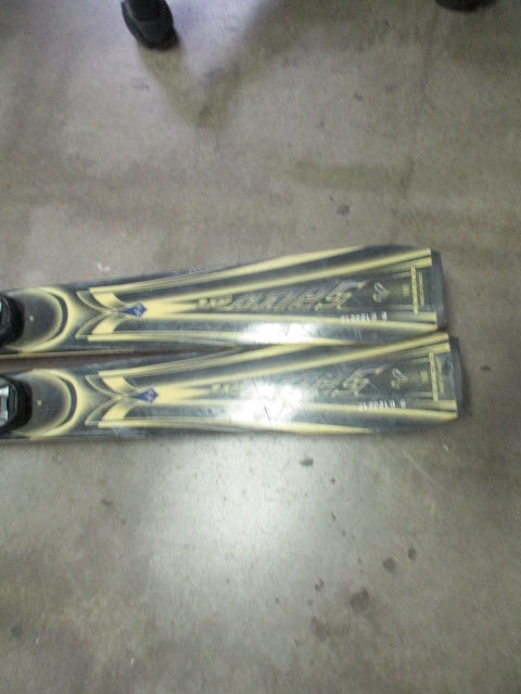 Load image into Gallery viewer, Used Rossignol Salto Downhill Skis w/ Cyber 7 Bindings Size 160cm
